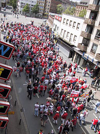 Fans des Mainzer Fussballvereins in der Innenstadt